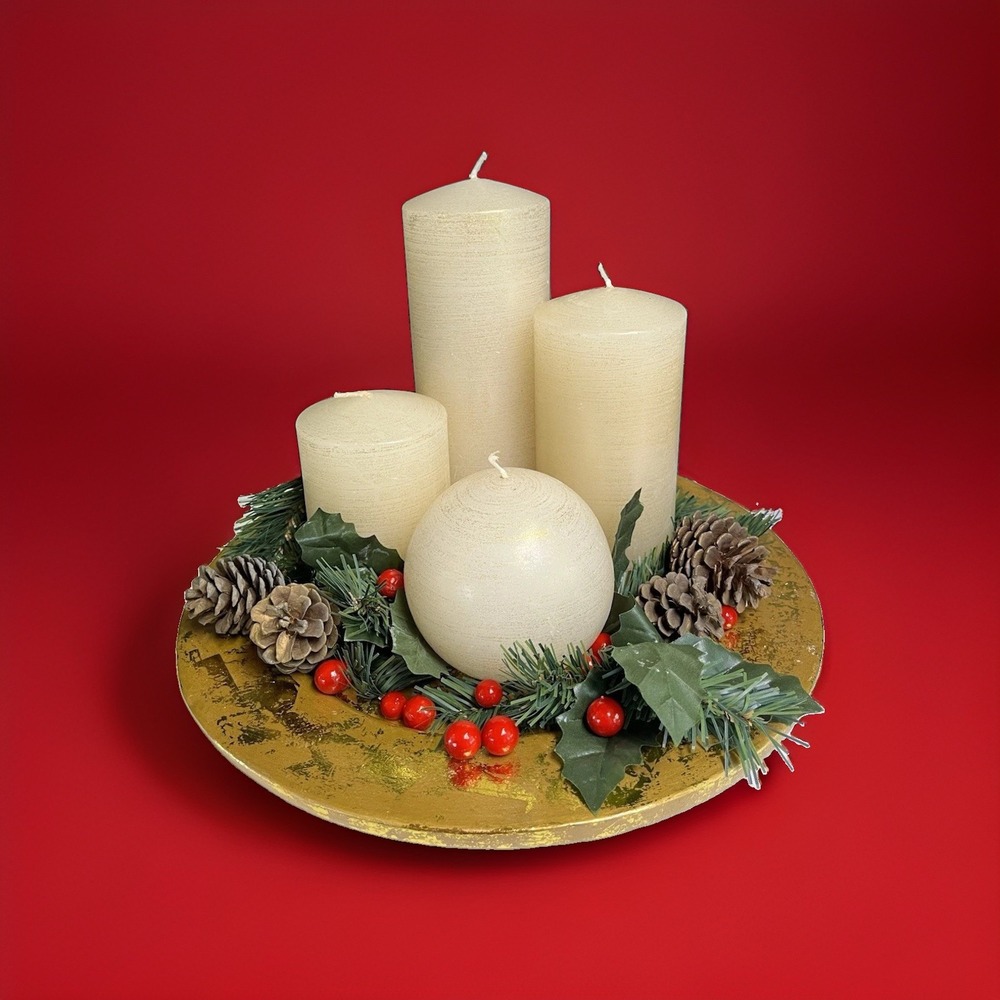 New In Box 5 Pc Christmas Candle Garden Set Holiday Centerpiece Decoration